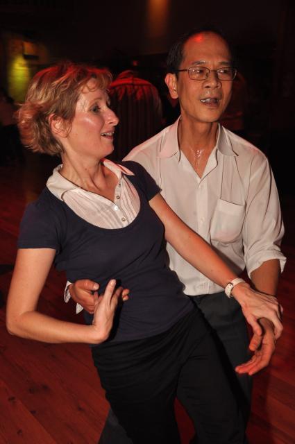 min 2010 10 31 station danse 088